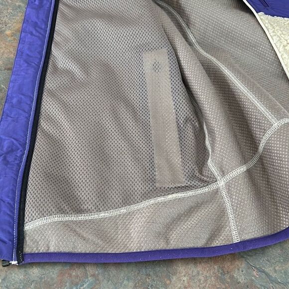Patagonia Retro Fleece Vest Woman’s Small cream Purple - Picture 10 of 10